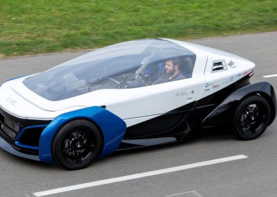 SLRV – Light two-seater with fuel cell